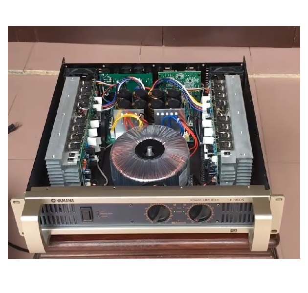 cuc-day-cong-suat-yamaha-p7000s-gia-re cuc day cong suat yamaha p7000s gia re