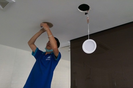 lap-dat-loa-am-tran-gia-re lap dat loa am tran gia re