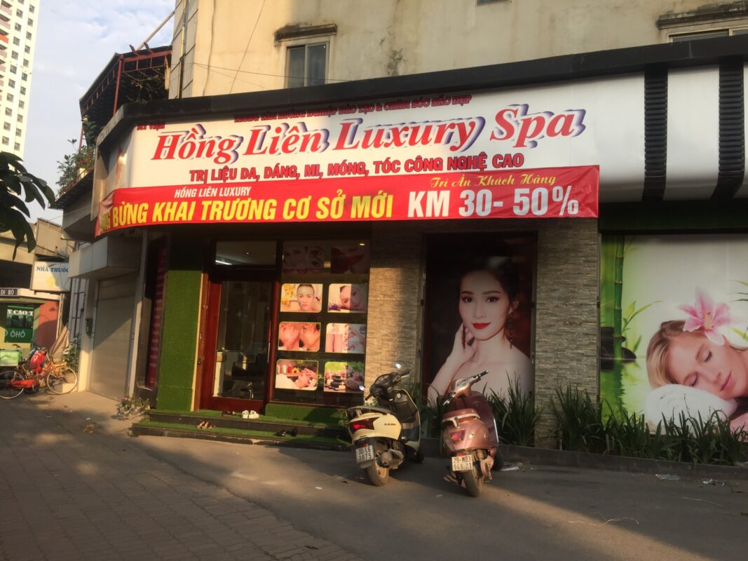 Lắp đặt hệ thống âm thanh loa âm trần giá rẻ spa Hồng Liên