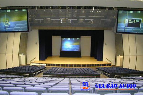 dan-am-thanh-hoi-truong-cho-100m2